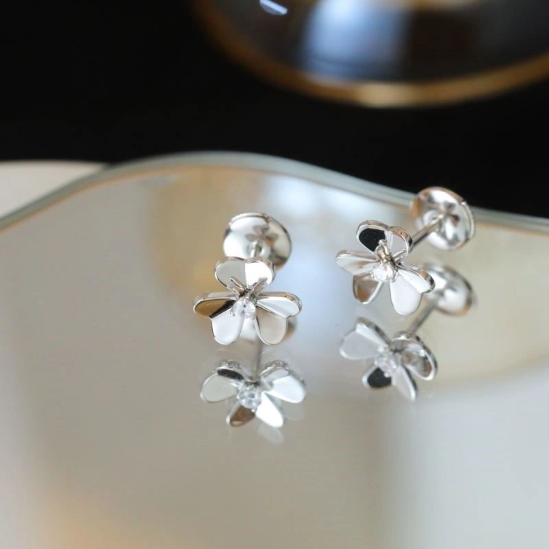 Soft Vca Earrings 254236