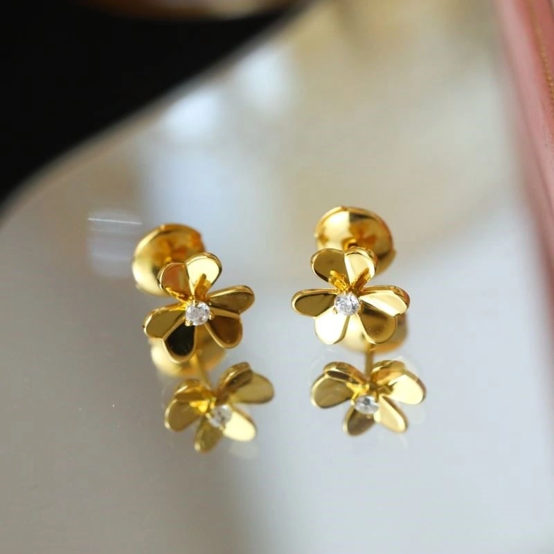 Soft Vca Earrings 254236