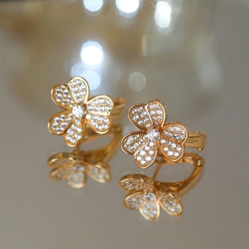 Vca Earrings Original 254228