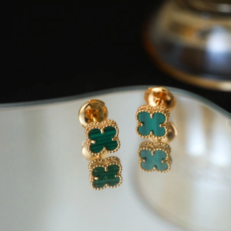 Vca Earrings Functional 254205