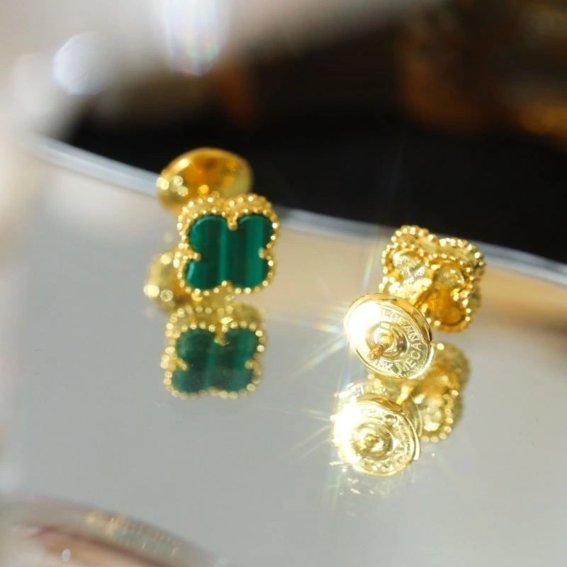 Vca Earrings Functional 254205