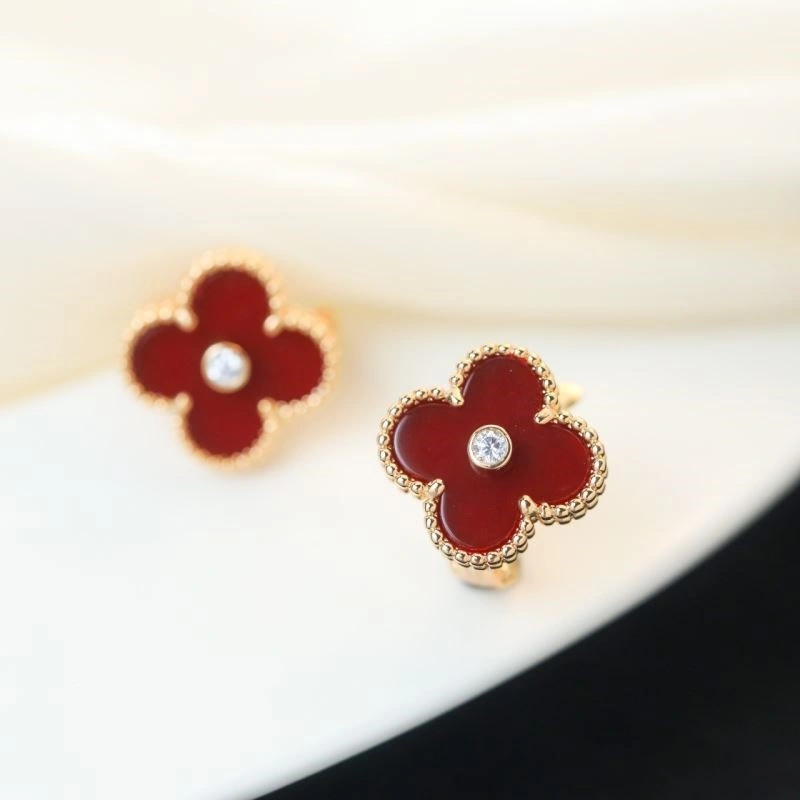 SoftTouch Vca Earrings 254221