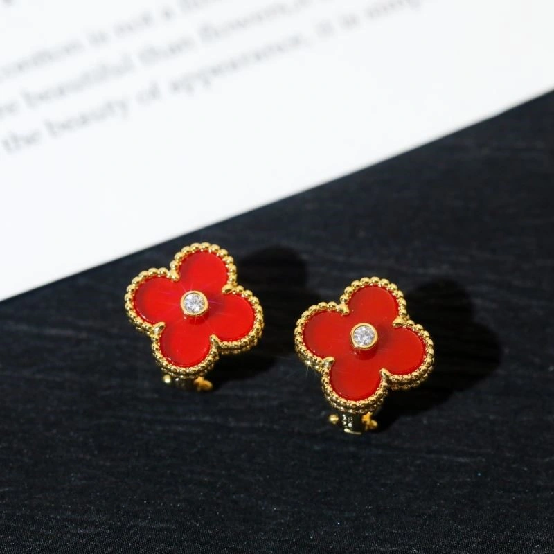SoftTouch Vca Earrings 254221