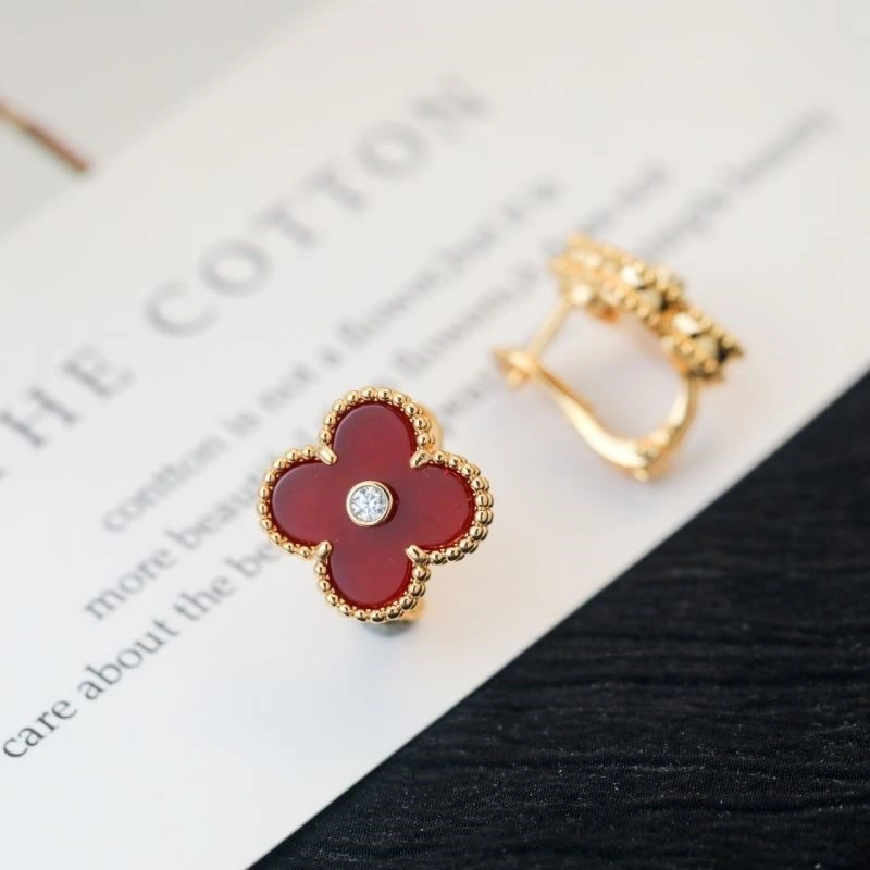 SoftTouch Vca Earrings 254221