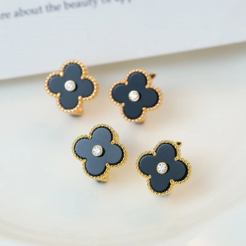 Vca Earrings MoistureWicking 254226