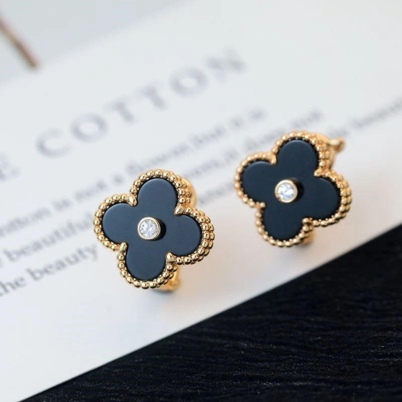 Vca Earrings MoistureWicking 254226