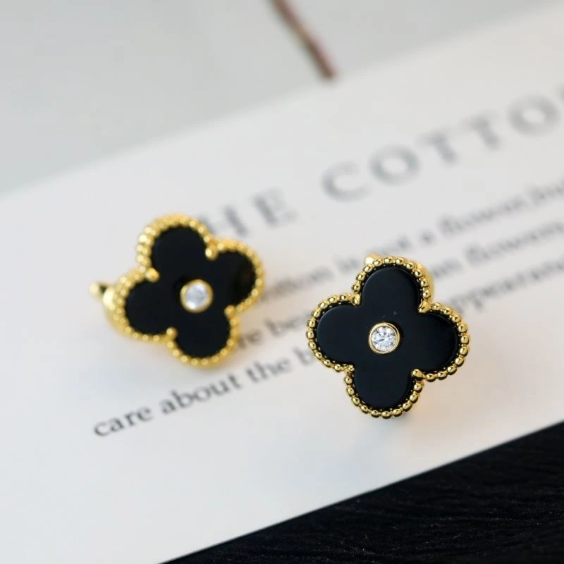 Vca Earrings MoistureWicking 254226