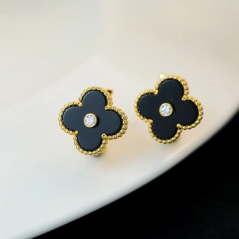 Vca Earrings MoistureWicking 254226