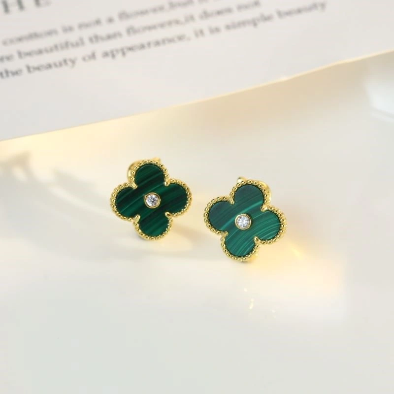 Vca Earrings MoistureWicking 254232