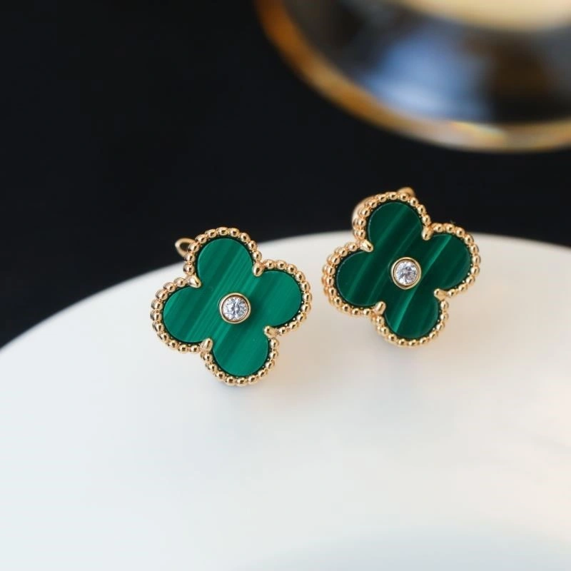 Vca Earrings MoistureWicking 254232