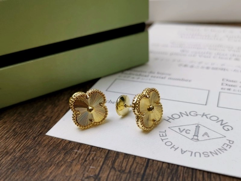 Vca Earrings HighPerformance 254201