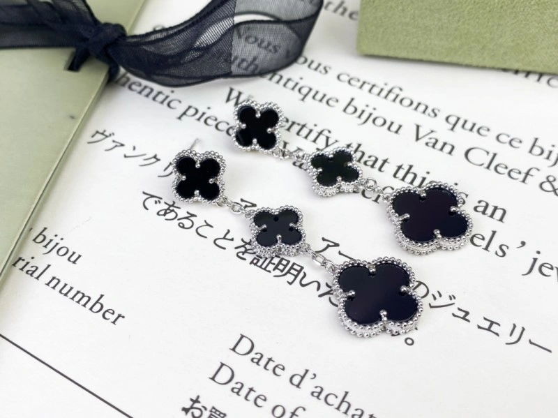 Vca Earrings WaterResistant 254200