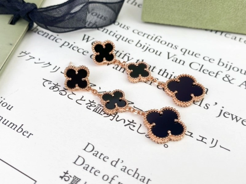 Vca Earrings WaterResistant 254200