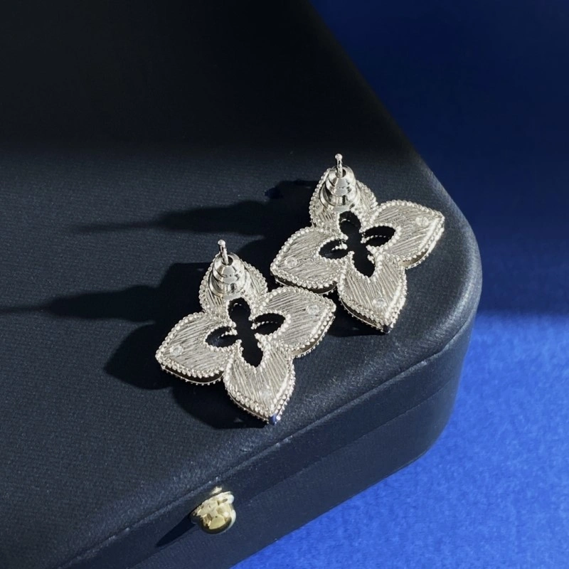 SoftTouch Vca Earrings 254094