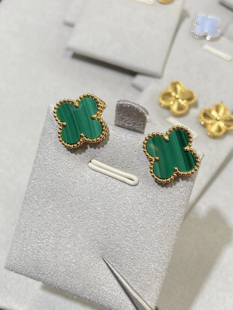 Durable Vca Earrings 254093