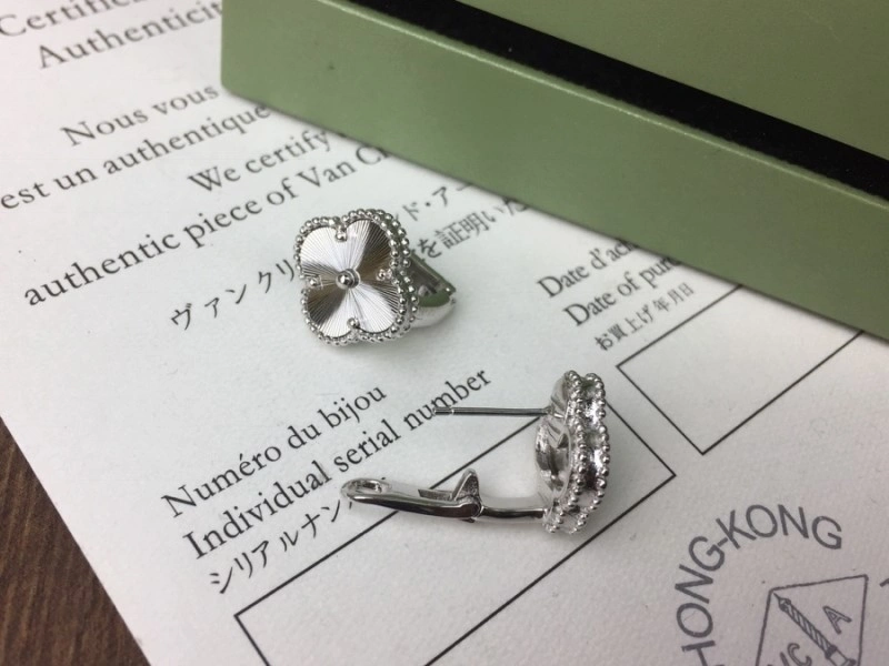 Sustainable Vca Earrings 254092