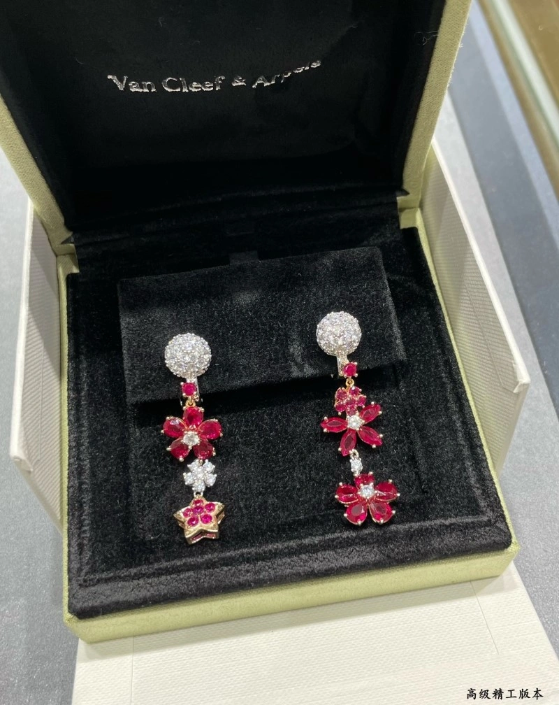 Unisex Vca Earrings 254075
