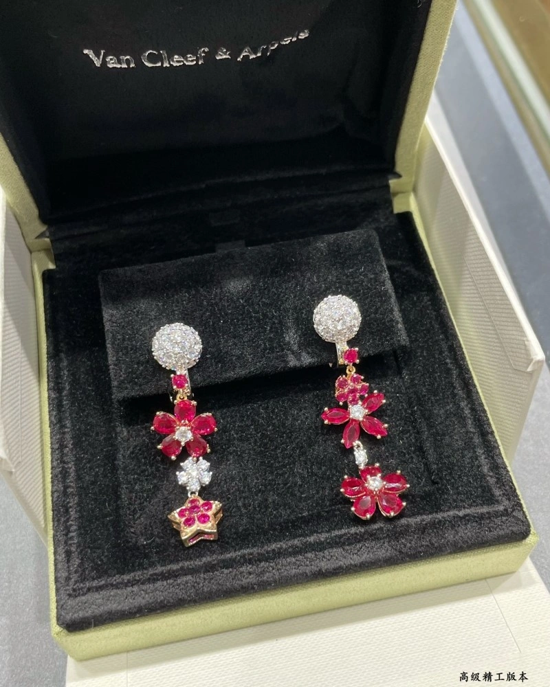 Unisex Vca Earrings 254075