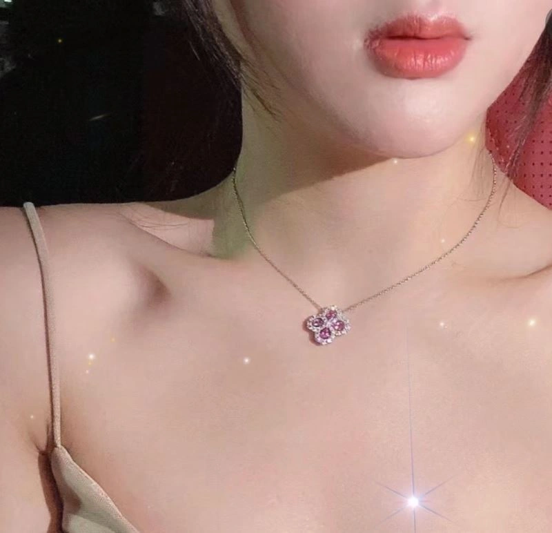 Vca Necklaces Tailored 255447