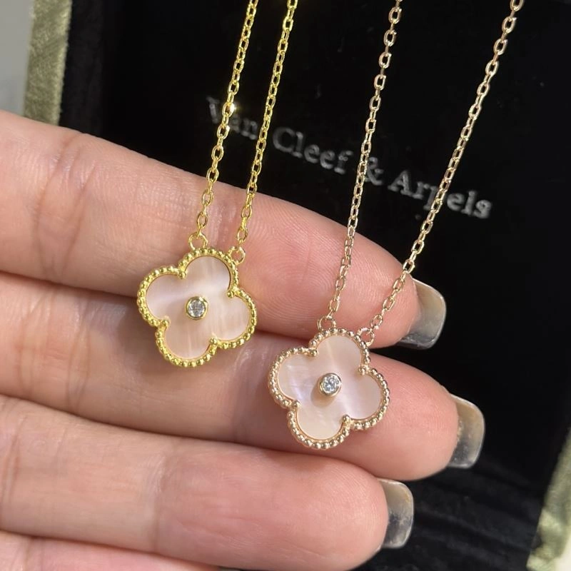 Vca Necklaces Stretchable 255431