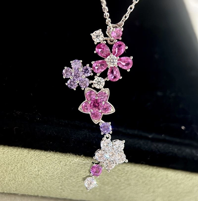 Vca Necklaces Casual 255416