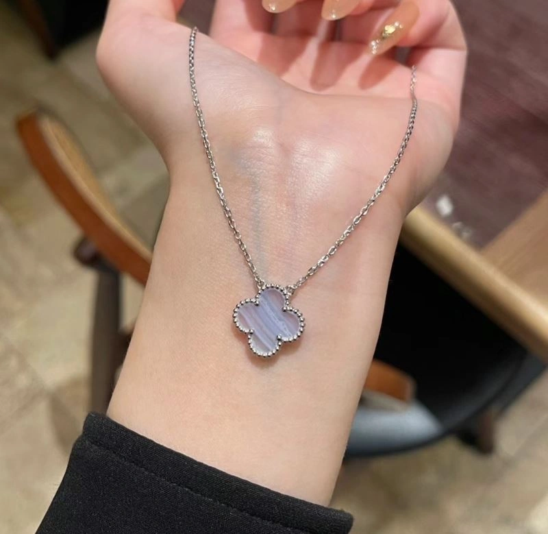 Vca Necklaces Modern 255407