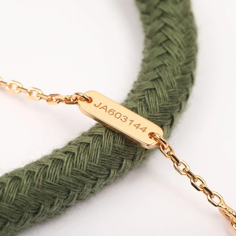 TechFriendly Vca Necklaces 255516