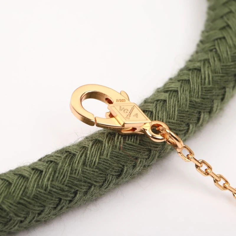 TechFriendly Vca Necklaces 255516