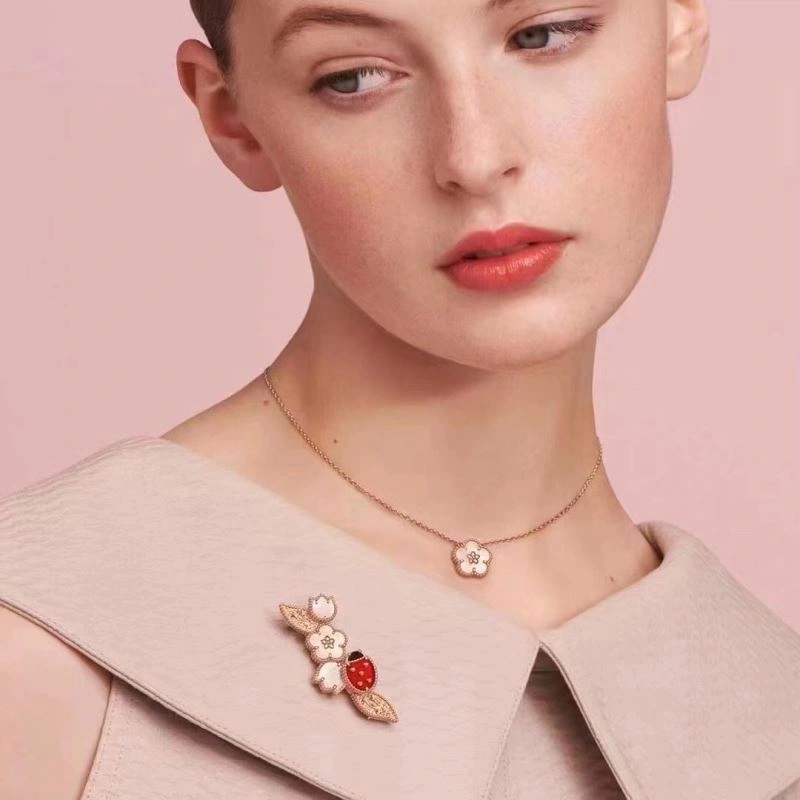 TechFriendly Vca Necklaces 255516
