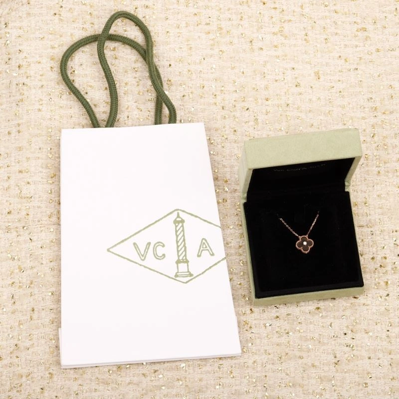 Stretchable Vca Necklaces 255520