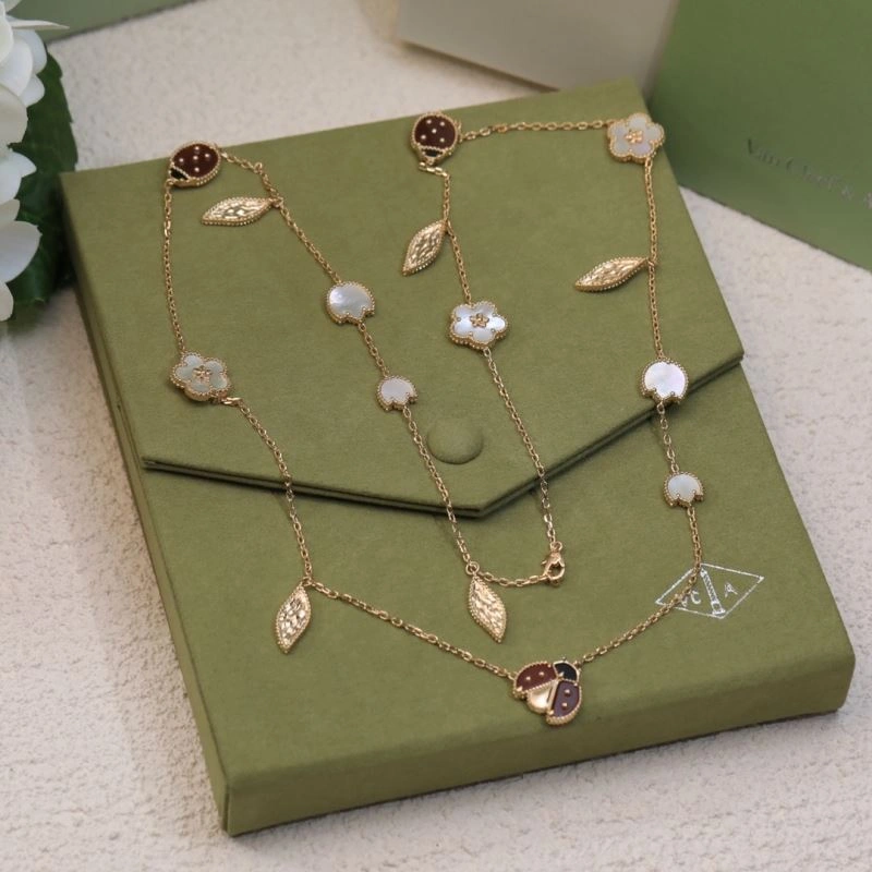 Unisex Vca Necklaces 255522