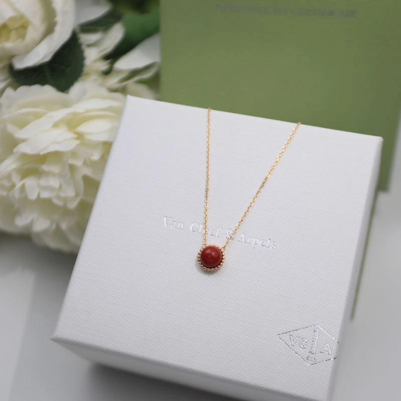 Vca Necklaces TechFriendly 255511