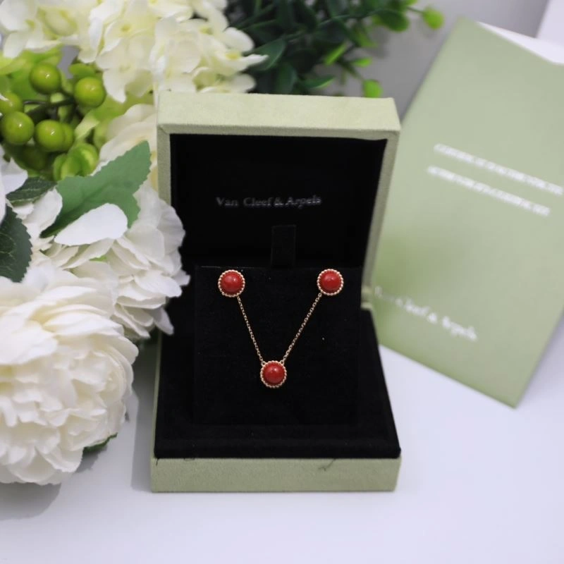 Vca Necklaces TechFriendly 255511