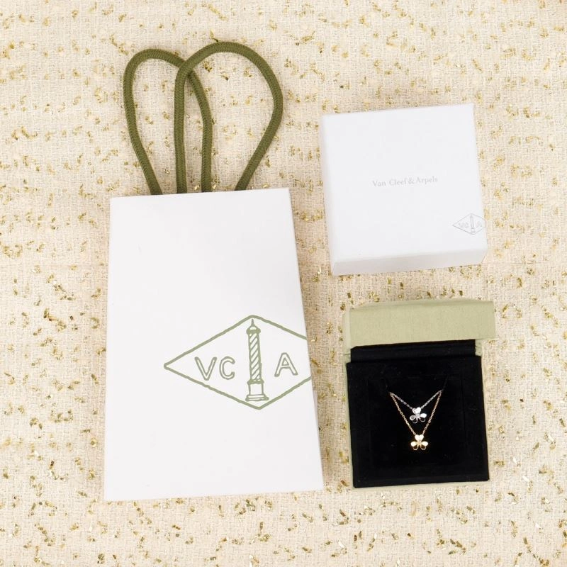 Vca Necklaces ZipUp 255497