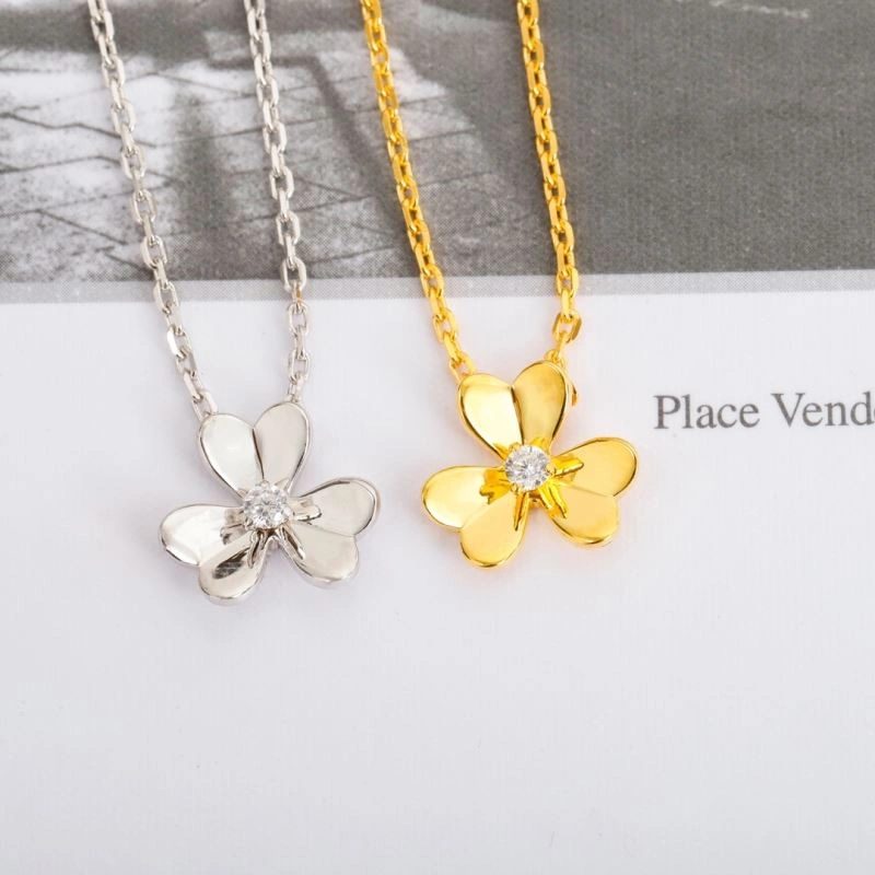 Vca Necklaces ZipUp 255497