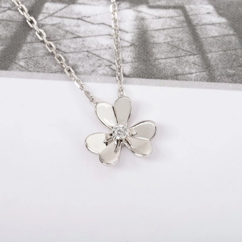 Vca Necklaces ZipUp 255497