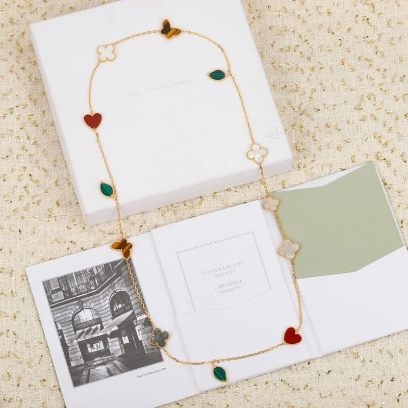 Vca Necklaces TravelReady 255373