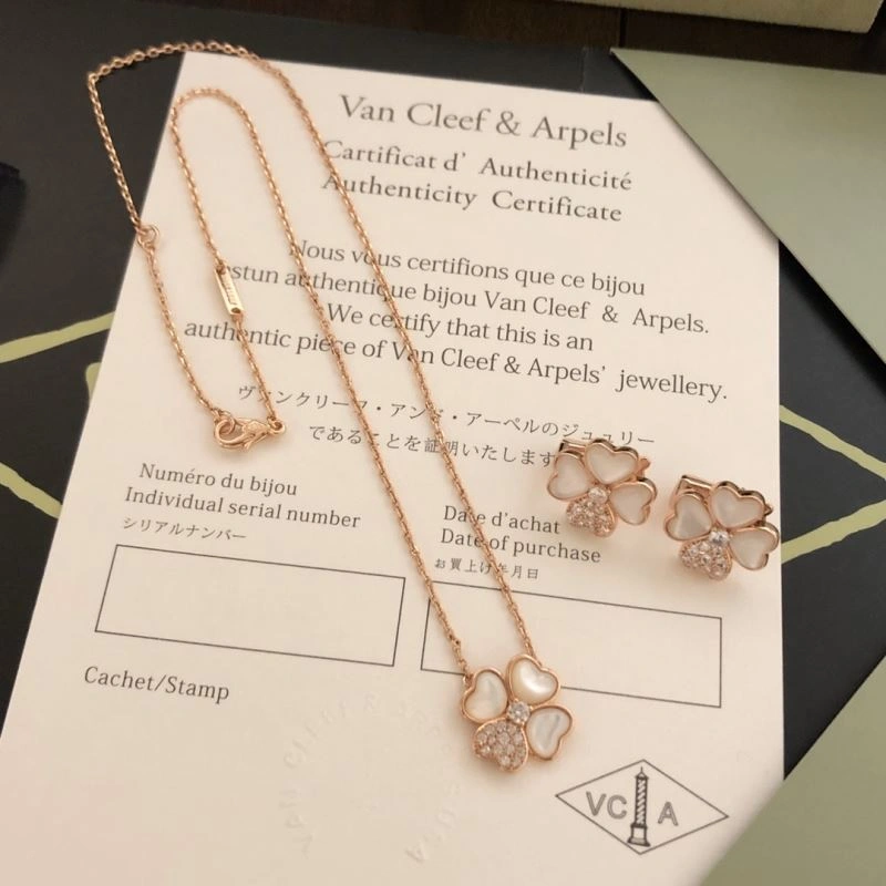 Timeless Vca Necklaces 255374