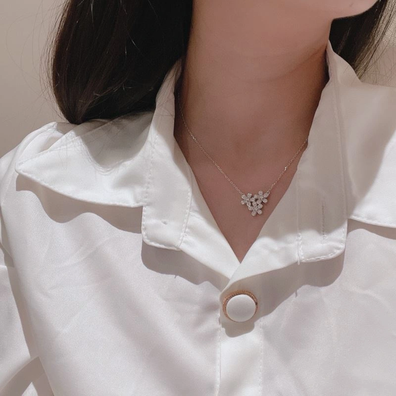 Vca Necklaces Cozy 255375