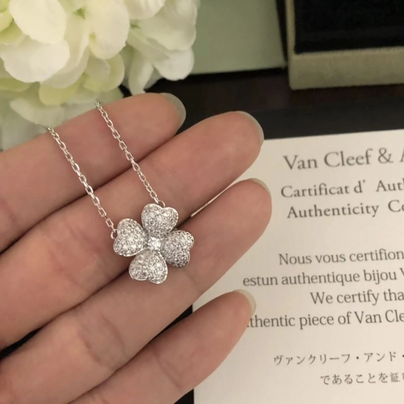 Vca Necklaces Refined 255367