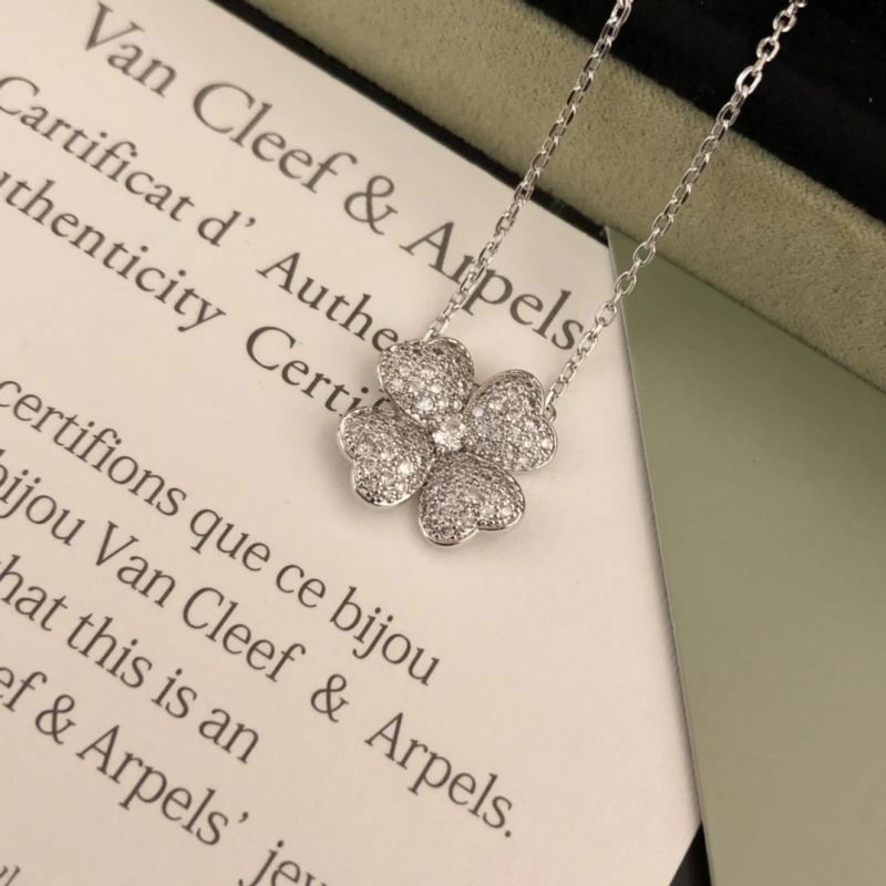 Vca Necklaces Refined 255367