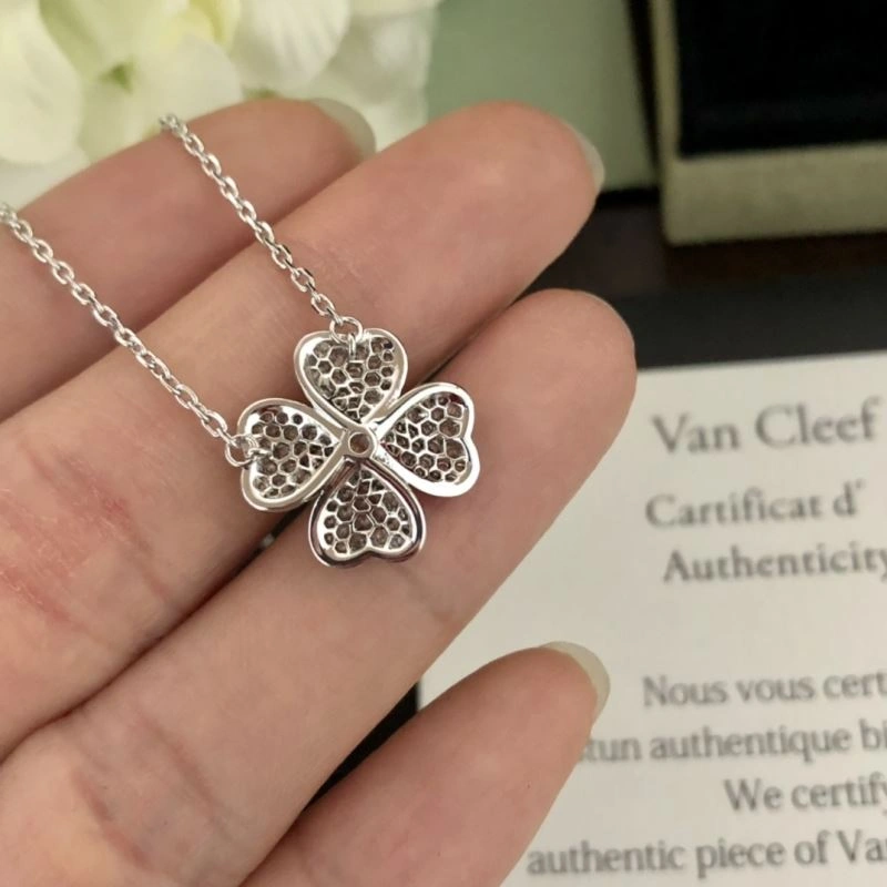 Vca Necklaces Refined 255367