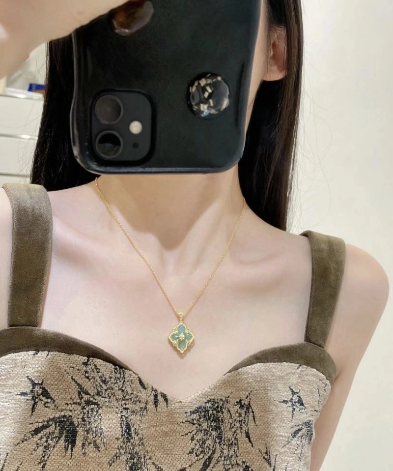 BestValue Vca Necklaces 255356