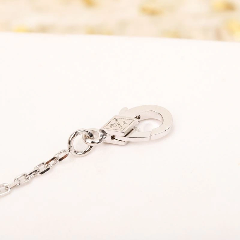 TimelessDesign Vca Necklaces 255351