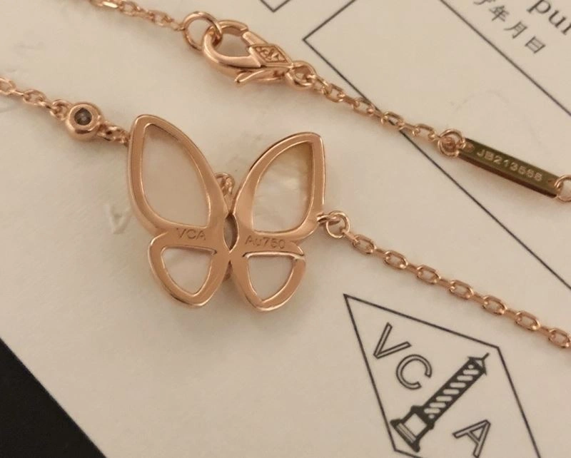 Fashionable Vca Necklaces 255196
