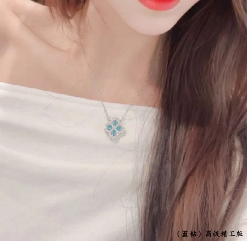 WrinkleFree Vca Necklaces 255191
