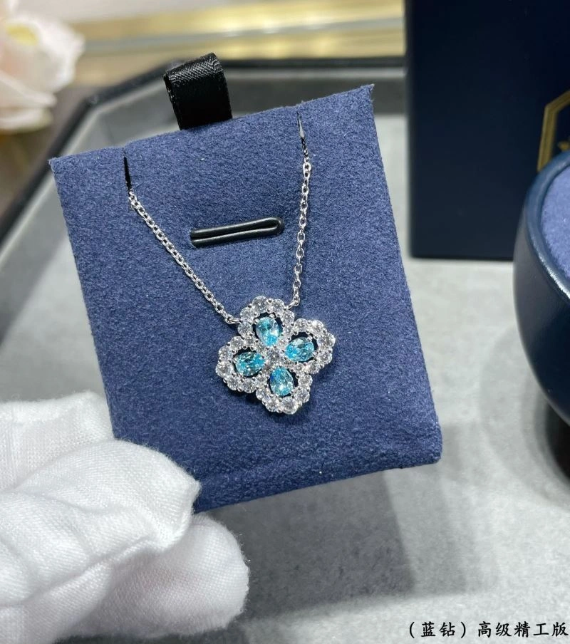 WrinkleFree Vca Necklaces 255191