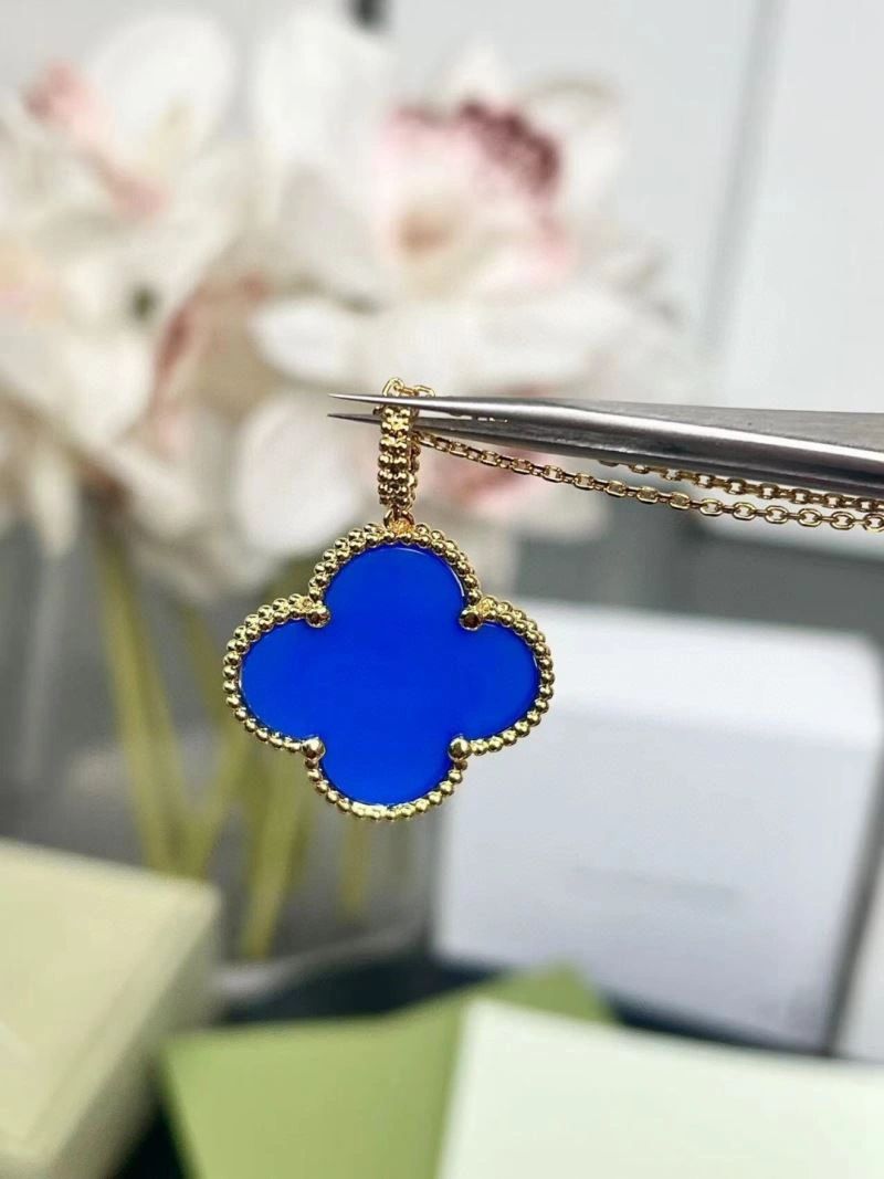 Vca Necklaces Effortless 255186