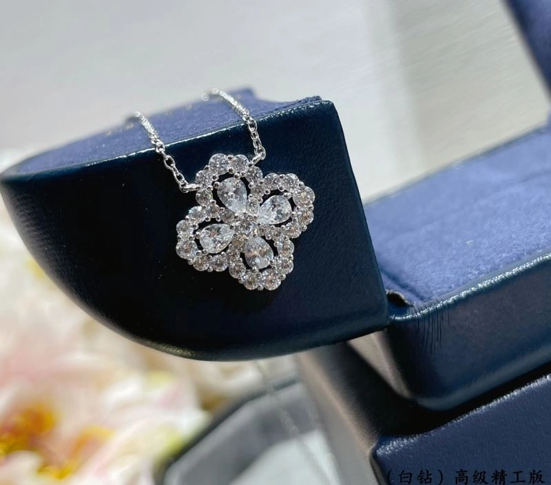 Neat Vca Necklaces 255184