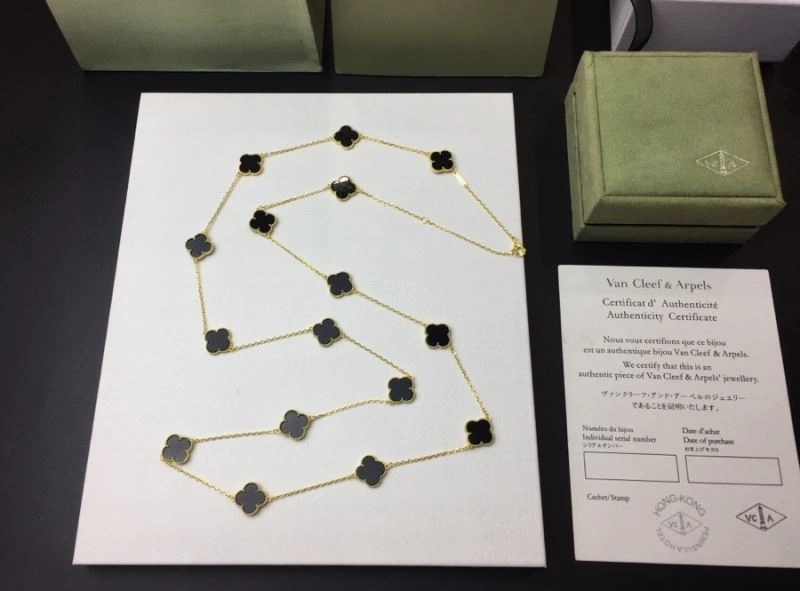 Vca Necklaces Effortless 255183